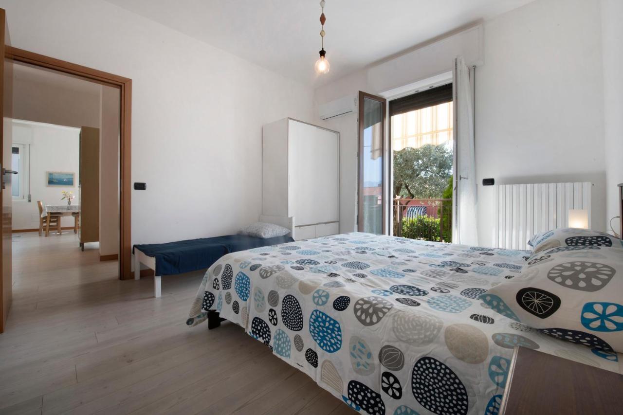 Sibi Apartment Lierna Bagian luar foto